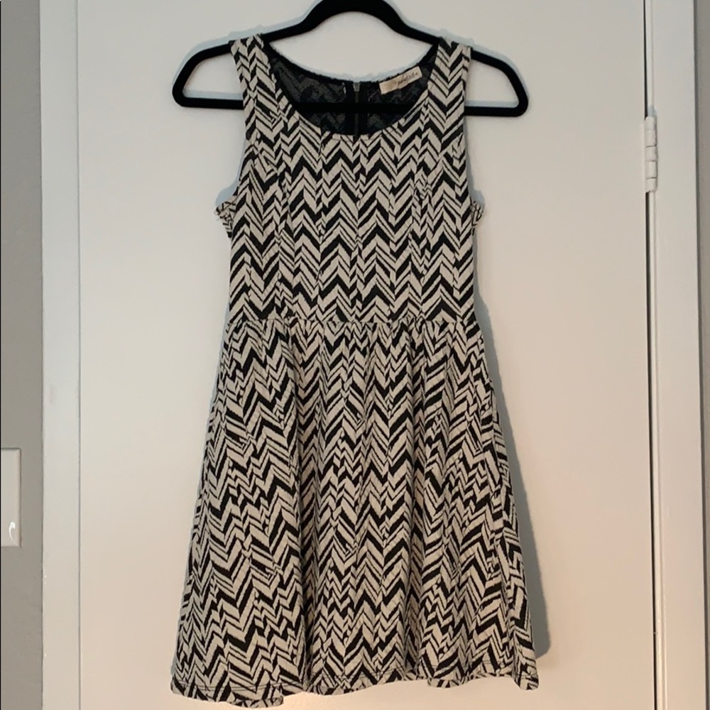 Small zig zag Dress